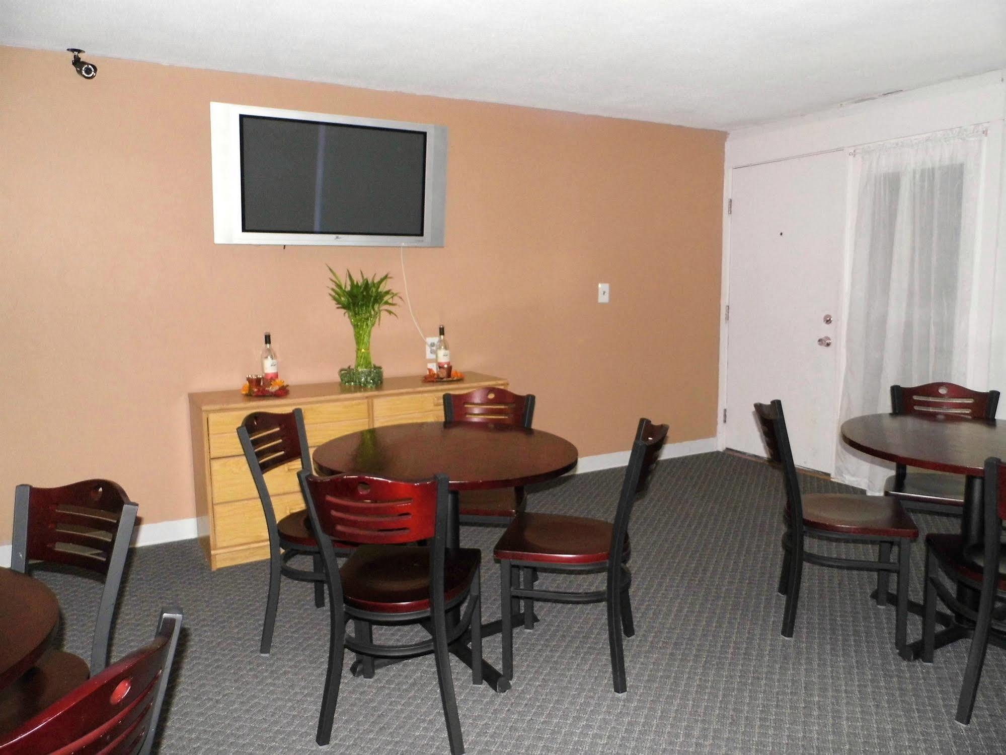 Bradford Inn And Suites Plymouth Eksteriør bilde